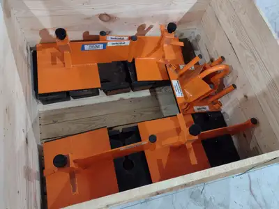 USED SWITCH RAIL SINGLE MAN NON-PENETRATING TIE-OFF ANCHOR
