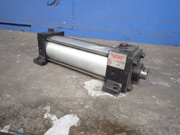 Used PENINSULAR CYLINDERS MC125 Pumps Ohio US | HGR 24 #791981