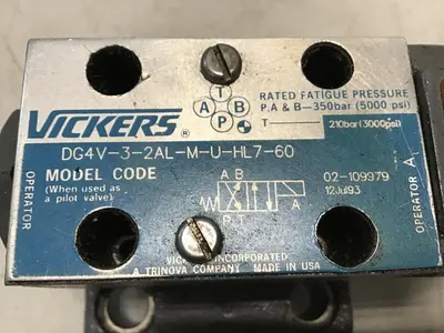 USED VICKERS DG4V-3-2AL-M-U-HL7-60