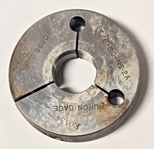 Used _UNKNOWN_ 4654654645555 Pin & Plug Gages California US | Amiron Machinery #745808