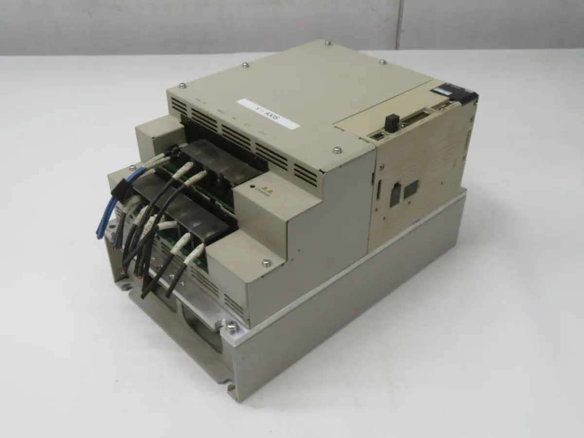Used YASKAWA SGDV-260D01A002000 Servo Drives Texas US | Aucto #1308295