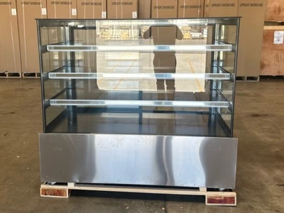 171-0329 60" Glass Donut Pastry Lighted Dry Bakery Case