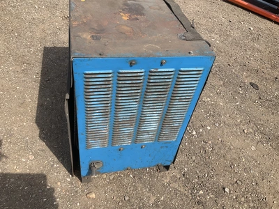 Miller CP-300 constant voltage DC arc welding power source, no leads or power wires, side panel is n...