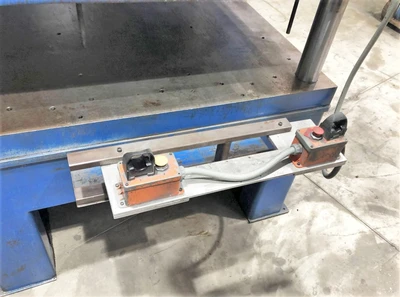USED 1998 NEFF NEFF H40-15M PRESS