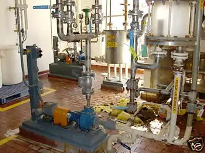 Western States 30 x 18 Quadramatic perforate basket centrifuge, 316SS.