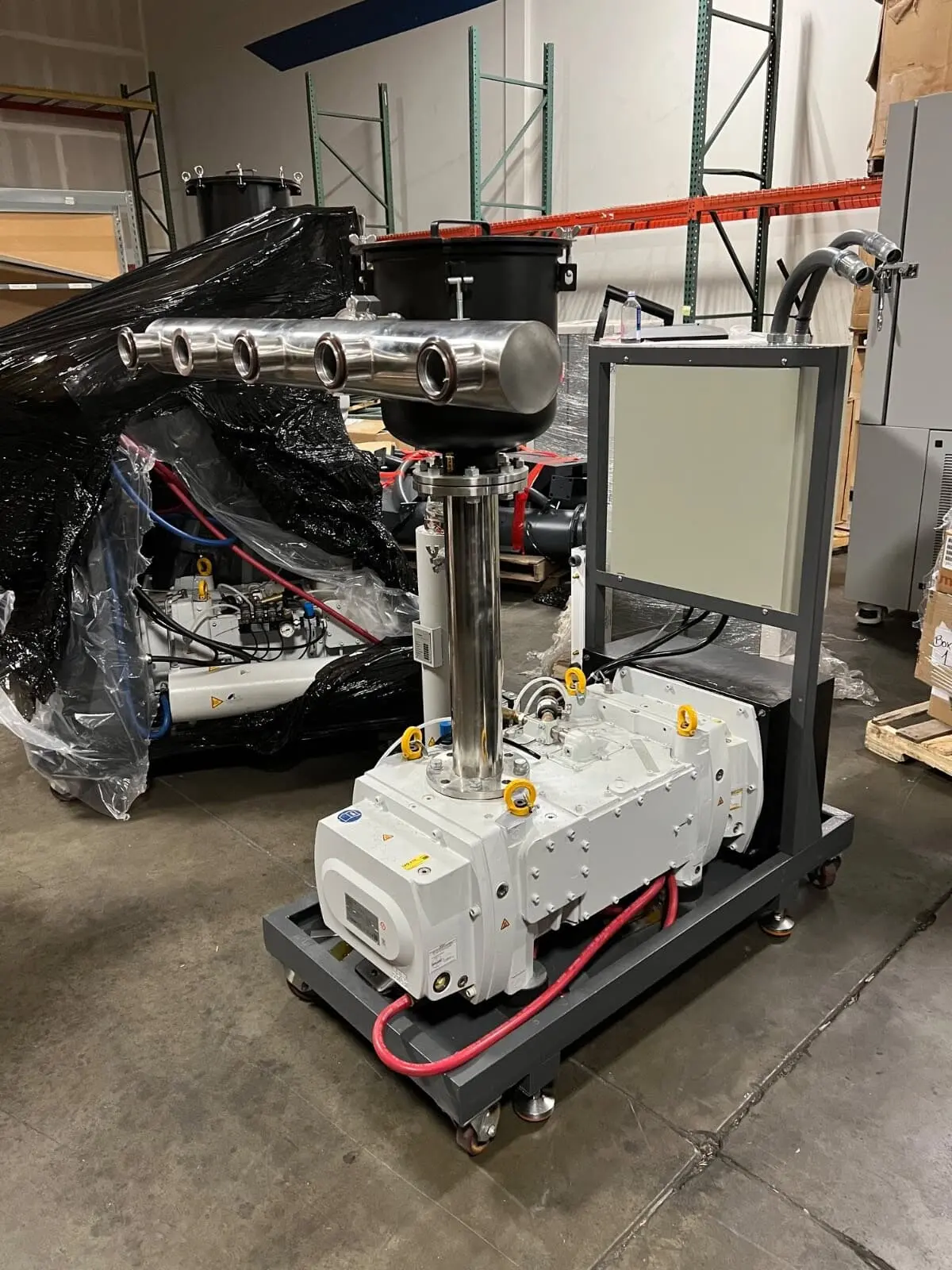 USED 2020 LEYBOLD DRYVAC DV 450