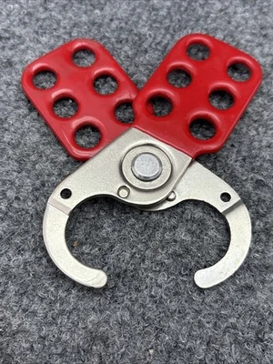 New | in-Stock Master Lock 30172 Safety Products (Other) California US | Davliegogo LLC #1708474
