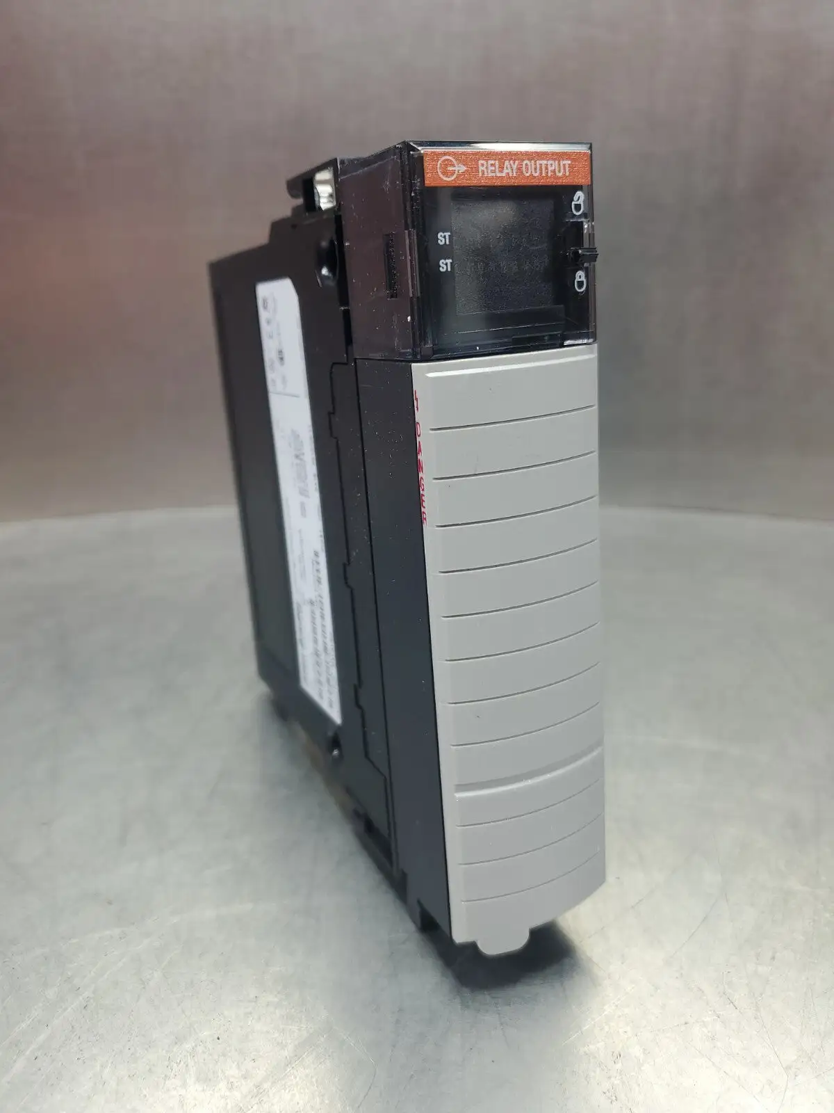 Used Allen-Bradley 1756-OW16I PLC Input & Output | Palmetto Automation #1150652