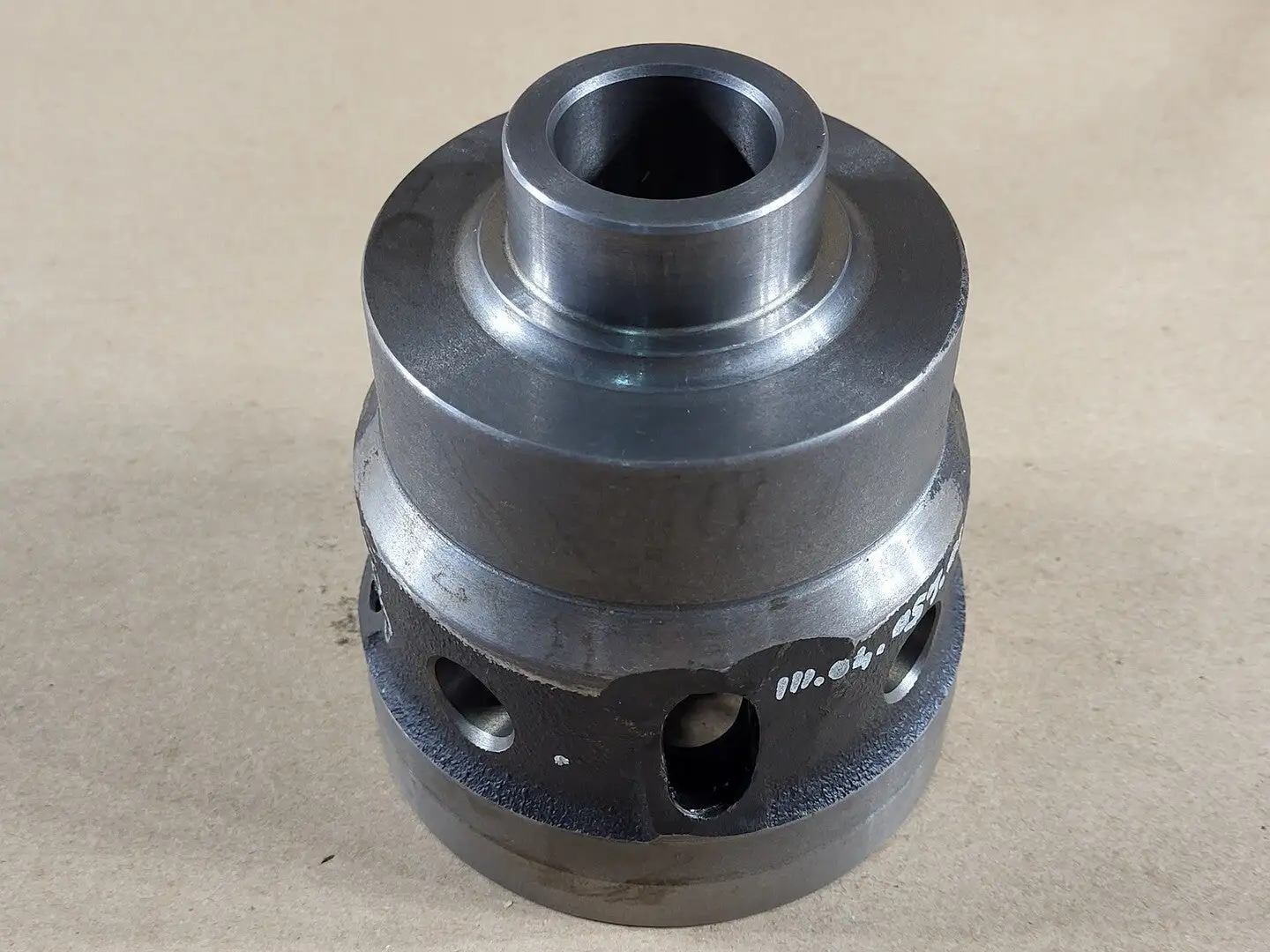 NEW DANA 111.04.057.01