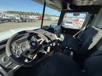 Used 2016 WESTERN STAR W4900SB GALBREATH Rolloff Trucks Minnesota US | Carco Truck & Equipment #1514197