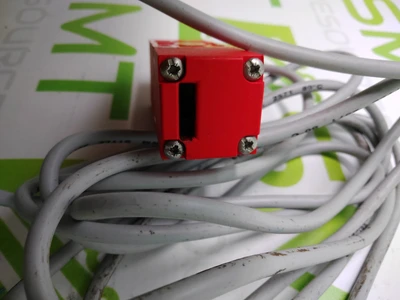 USED ALLEN BRADLEY IEC 947-5-1
