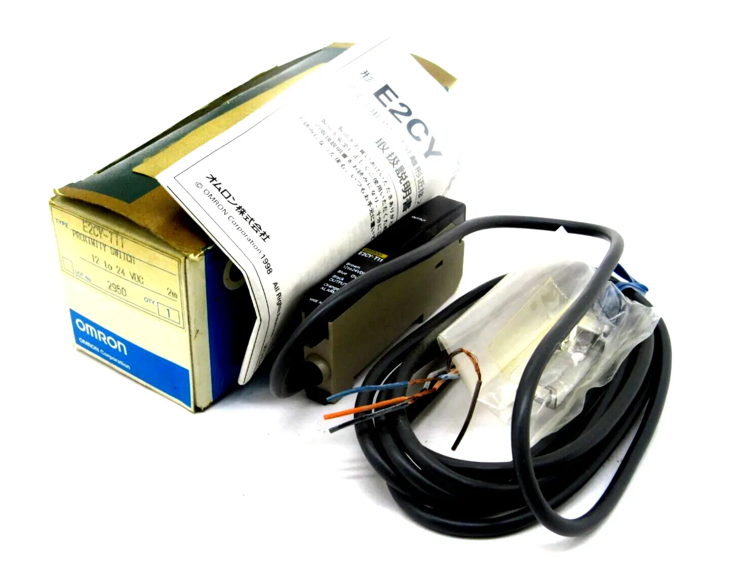 NEW OMRON E2CY-T11 PROXIMITY SWITCH E2CYT11