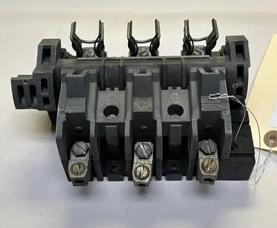 Used ALLEN-BRADLEY 40021-567-02 Miscellaneous Equipment (Electrical & Power) Ohio US | Surplus Asset Holdings #1210252