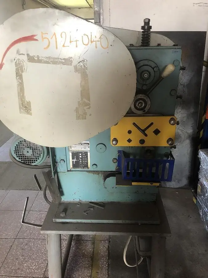Used 1987 PIESOK NPM 10 Angle & Bar Shears CZ | Amaron s.r.o. #1061578
