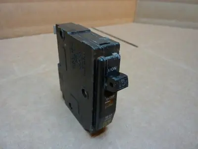USED SQUARE D QO115