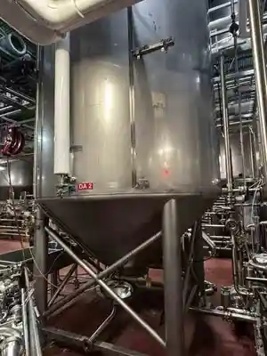 USED MUELLER 4,340 GALLON