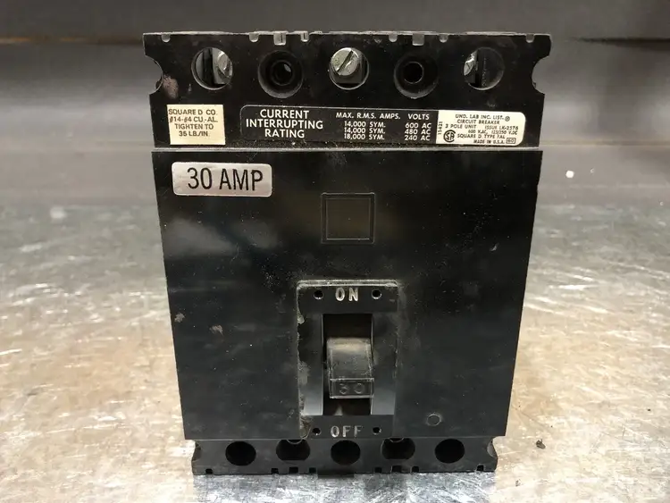Used SQUARE D FAL/ HFB/ FB-S Switchgears British Columbia CA | Lenmark #241045