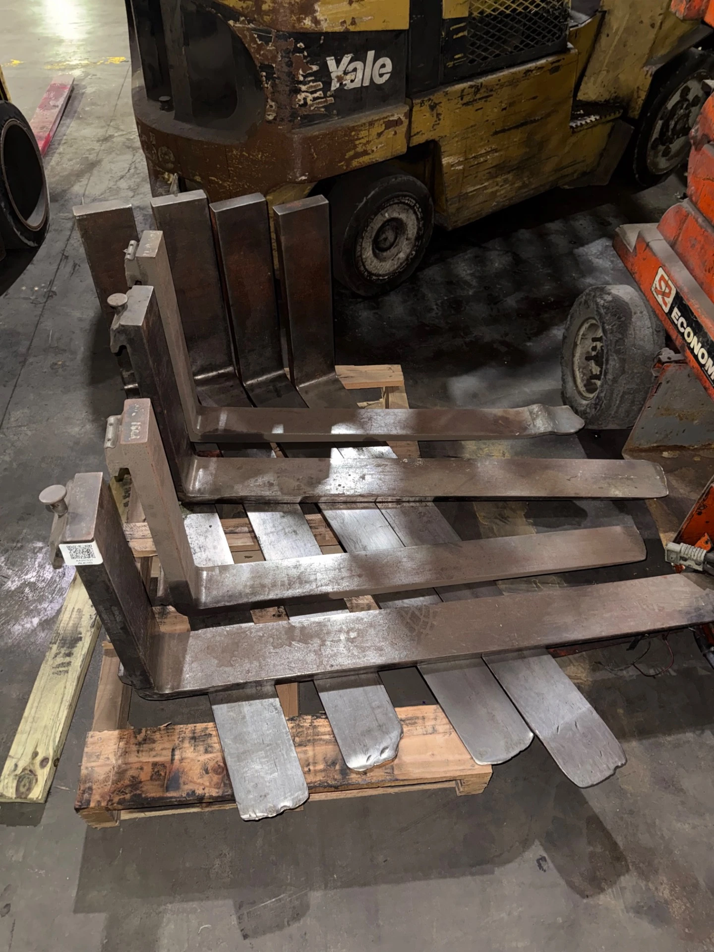 Used _UNKNOWN_ _UNKNOWN_ Pallet Forks Illinois US | Aucto #1437222