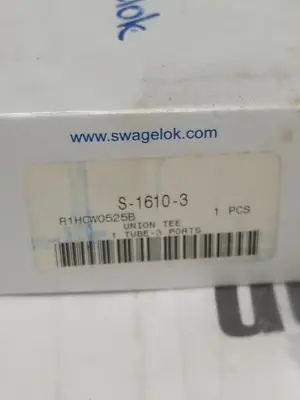 New | in-Stock SWAGELOK S-1610-3 Valves/Fittings Ohio US | Surplus Asset Holdings #1237513