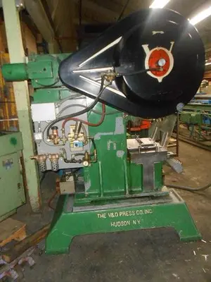 7485-230 V&O High Speed Production Power Press Straight Side – 35 Tons