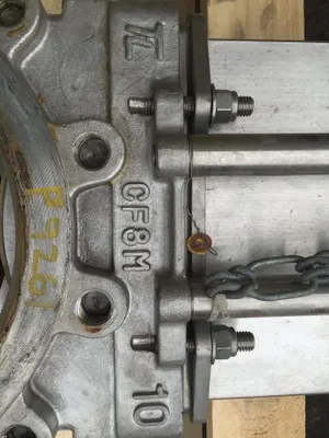 TL 10"-150 knife gate valve, hand wheel operated