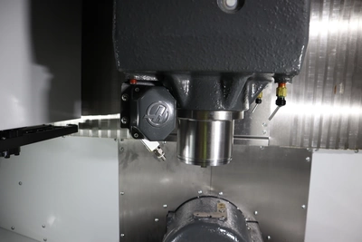 Used 2025 HAAS UMC-400SS Universal Machining Centers Minnesota US | Machinesused.com #1340449