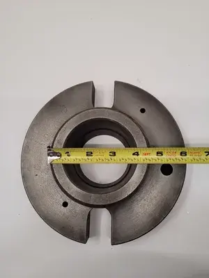 8" FACE PLATE W/ L-0 MOUNT, OVERALL DIAMETER: 8”, CENTER HOLE OD: 4.5”, CENTER HOLE ID: 3.25"
