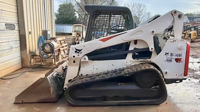 2019 BOBCAT T740 Compact Track Loaders | Simonson Equipment (5)