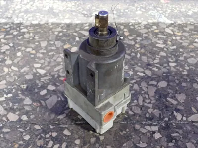 USED HUBBELL 2210262CC4