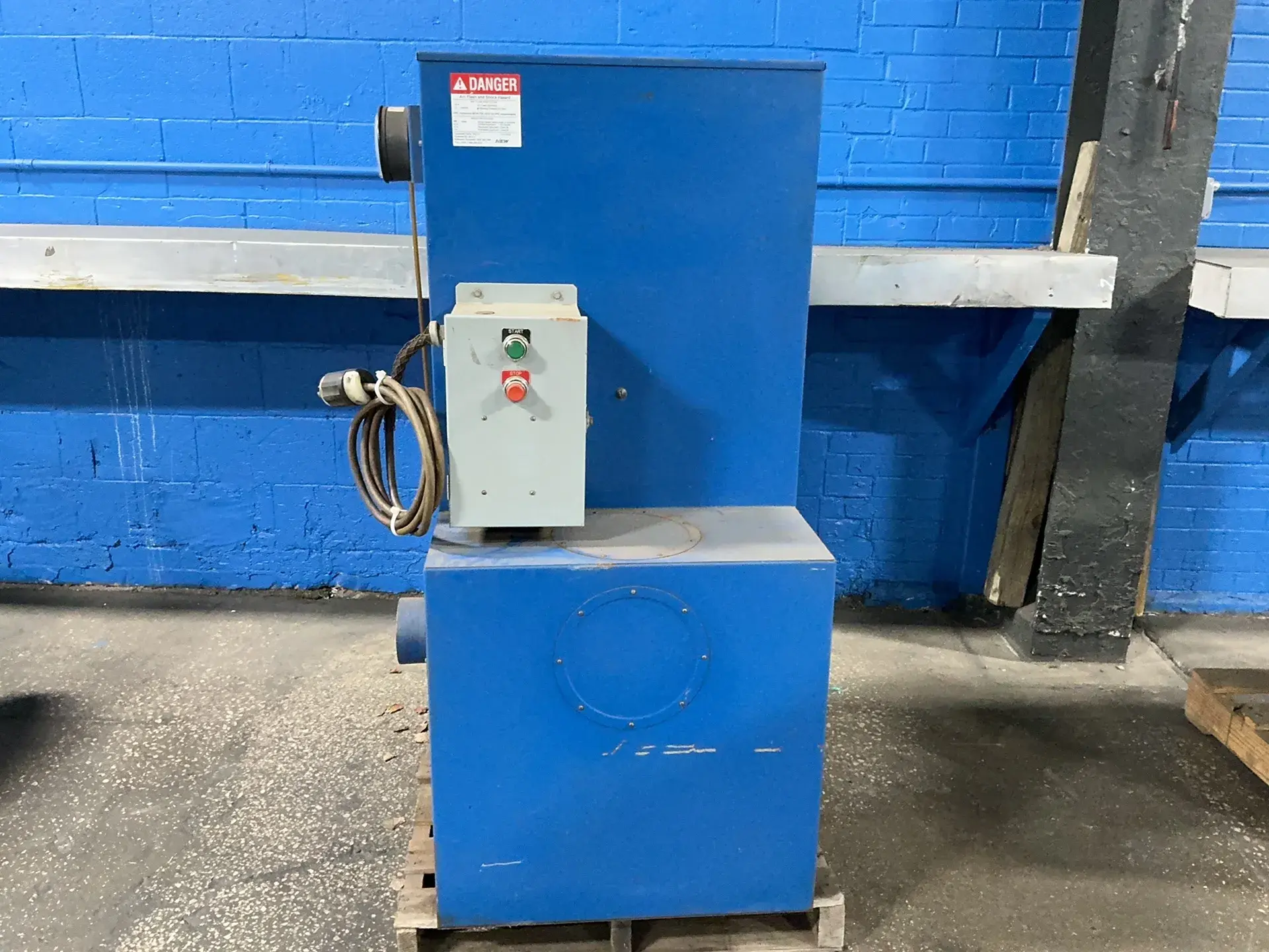 USED DONALDSON TORIT VS550