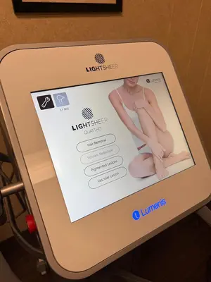 Used 2020 LUMENIS QUATTRO WITH XC 805 AND ET HAND PIECES, HAIR REMOVAL, PIGMENTED LESIONS, VASCULAR LESIONS Lasers / Laser Systems Minnesota US | Midwest Medical #1467819