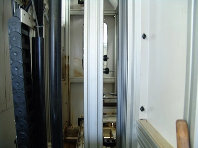 USED 2004 OKUMA MU-400VA