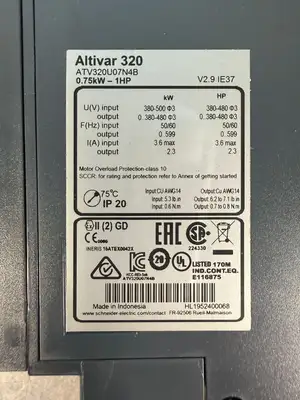 Schneider Electric Altivar 320 AC Drive ATV320U07N4B 0.75kW-1Hp (8.5.6)