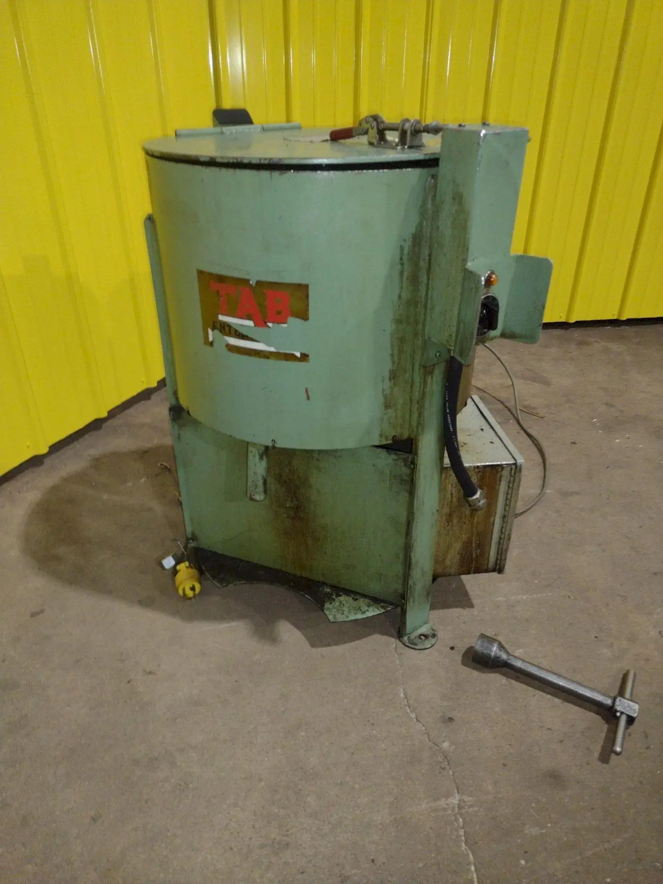 TAB ENTERPRISE MODEL #767 CENTRIFUGE SPINNER EXTRACTOR: STOCK #18412