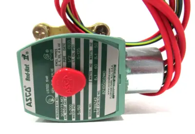 NEW ASCO 8210G002MO SOLENOID VALVE 110/50 120/60