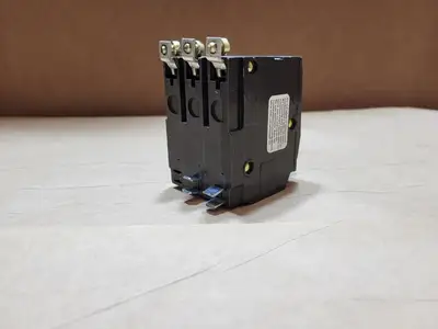 USED SQUARE D QOB360