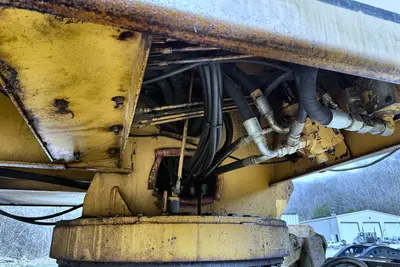 Used 1999 PRECISION HUSKY XL235 Log Loader Kentucky US | Proxy Equipment #1385150