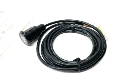 USED BANNER ENGINEERING PRO TOUCH SERIES: 7-COLOR RGB TOUCH SENSORL, NORM OPEN