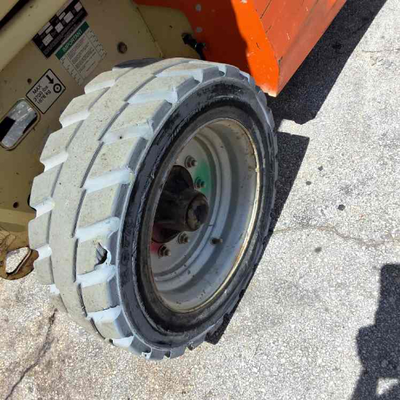USED 2014 JLG 4069LE
