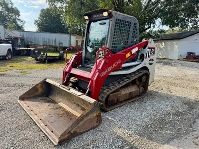 2020 TAKEUCHI TL8 Compact Track Loaders | Simonson Equipment (1)