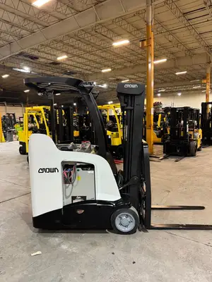 Used 2014 Crown RC-5530-30 Order Pickers New York US | United Lift #1446688
