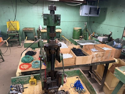 Used _UNKNOWN_ _UNKNOWN_ Kick Presses Michigan US | Miedema Asset Management Group #1360913