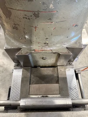 1998 BRIDGEPORT SERIES 1 Milling Machines | GMT (13)