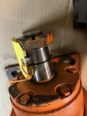 USED CHAR-LYNN 113-1072-005