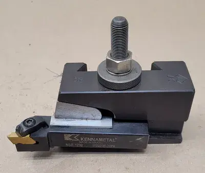 USED ALORIS CA QUICK CHANGE TOOL POST