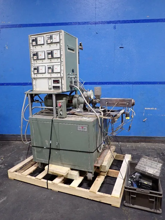 Used C.W. BRABENDER 2503 Extruders Ohio US | HGR 24 #733713