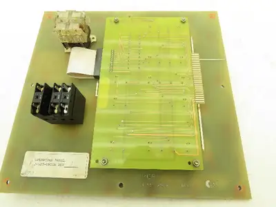 Cincinnati Milacron 3-525-0915A Operator Interface Panel w/ E-Stop *Missing Key*