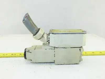 Rexroth 4WE6D51/AN9D/5V Hydraulic Solenoid Control Valve