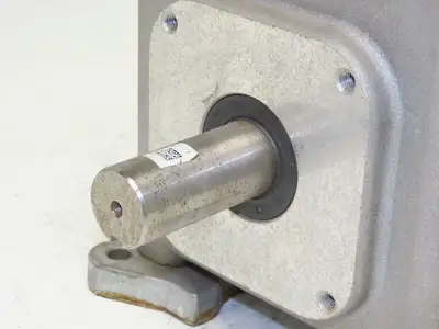 Electra Grove Gear EL-TMQ-826-25-L-140 Gearbox 25:1 Reducer 2.5Hp 70rpm 140TC LH