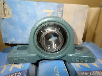 USED NTN UCP206D1